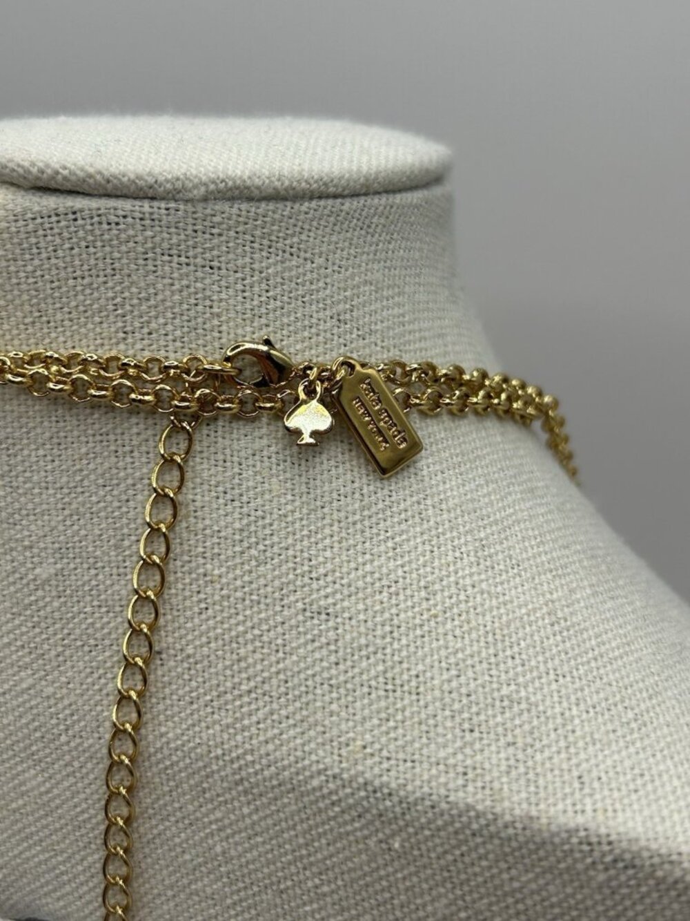 Kate Spade Banana Necklace Pendant Out Of Office Gold Tone Long Jewelry Gift - Picture 7 of 12